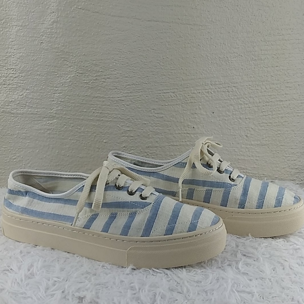 Soludos Blue Striped Fabric Upper Almond Toe Lace Up Low Top Platform Sneaker - Picture 3 of 15